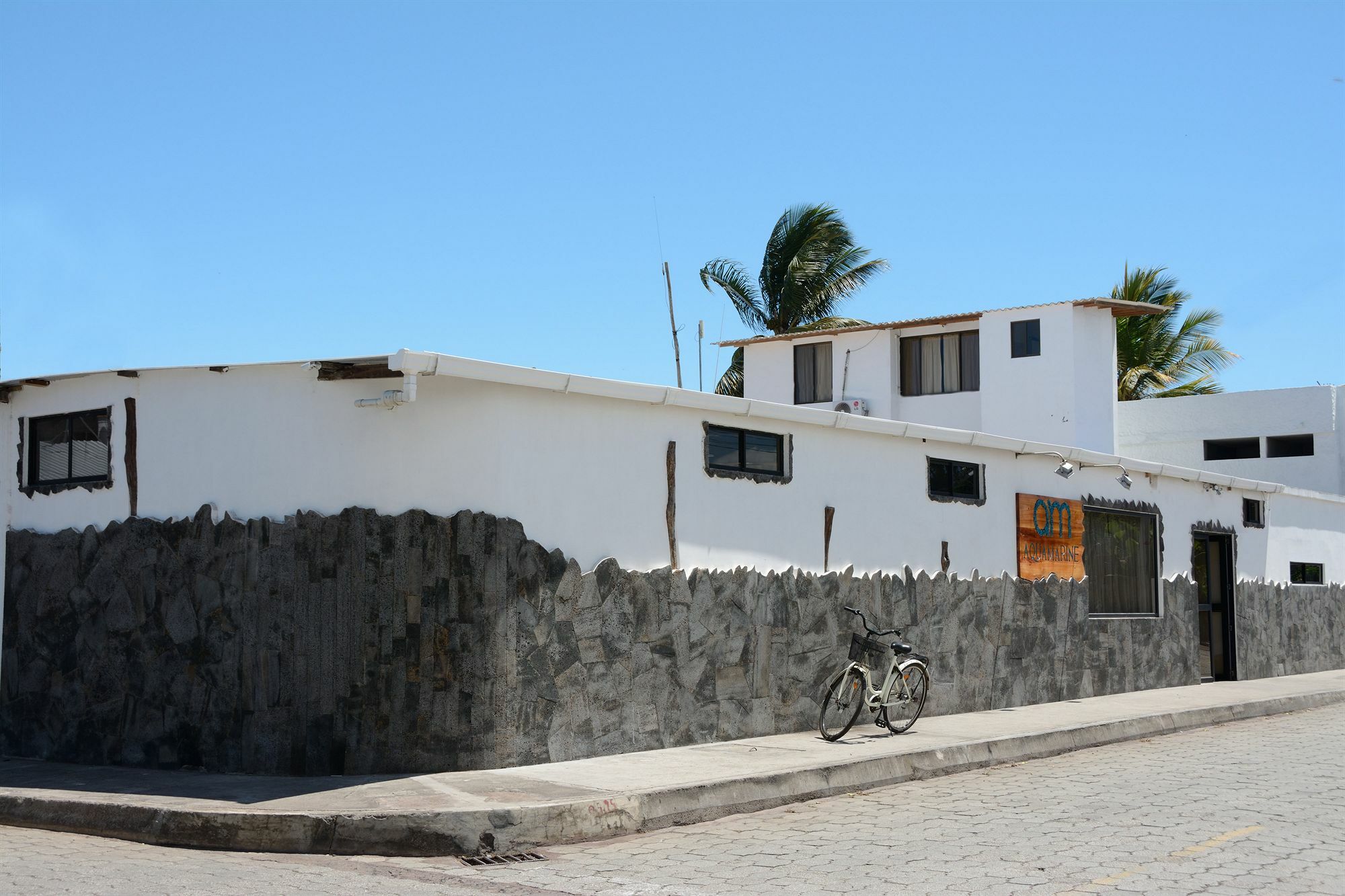 Aquamarine Galapagos Hotel Puerto Ayora  Exterior photo